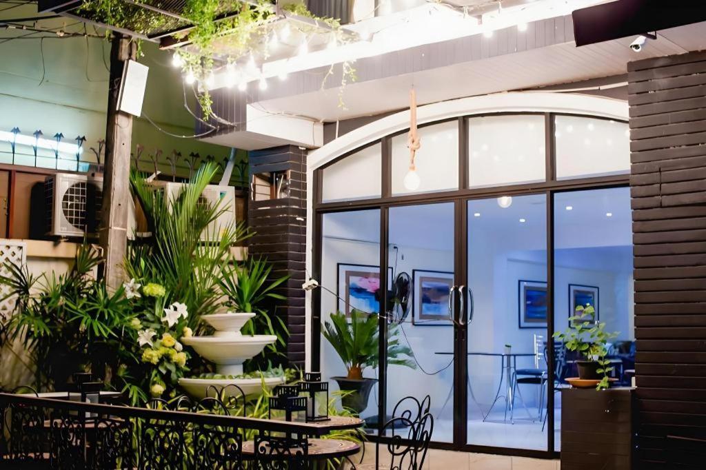 Anchor Boutique House Hotel 3*